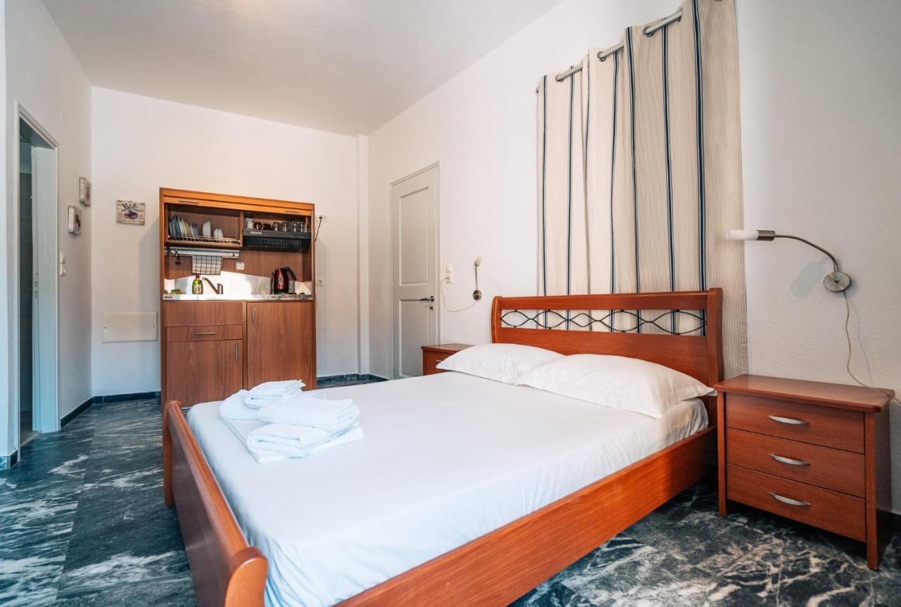Meropi Rooms Kamares  Exterior foto